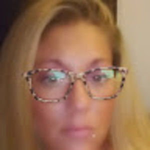 Meet your Posher, Candis